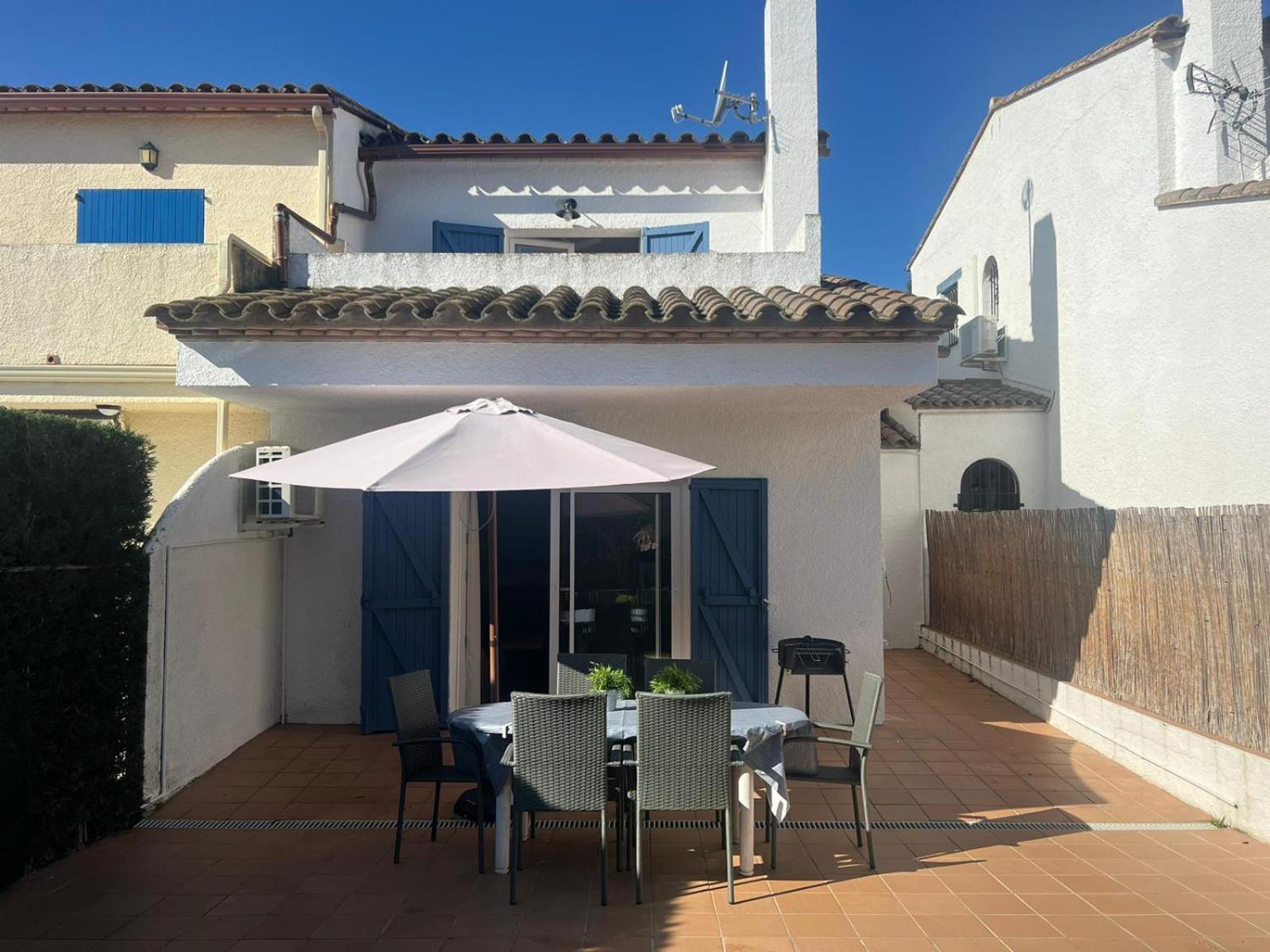 Breda 2B Villa Лестартит Екстериор снимка